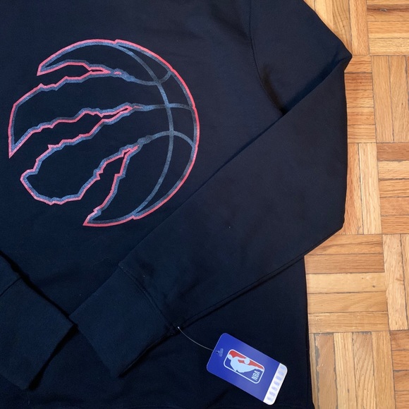 NBA Other - HOST PICK ⭐️⭐️ BLACK OUT Raptors Crewneck Sweater
